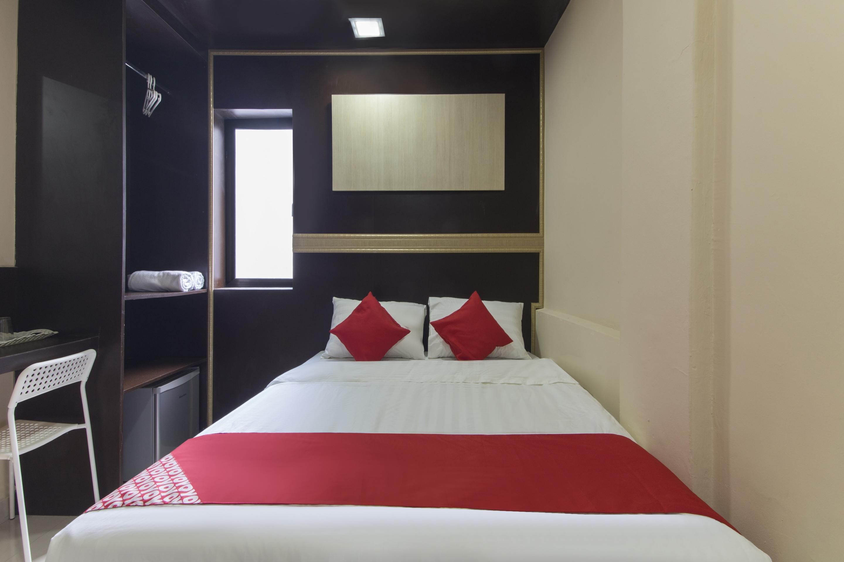 โอโย 90143 นิช วัลเลย์ โฮเต็ล Hotel กัวลาลัมเปอร์ ภายนอก รูปภาพ